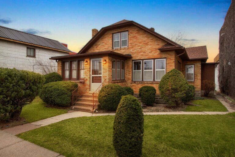 Read more about the article  Raven Realty: Holmen’s Best Brokerage for All Your Real Estate Needs